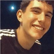 Studente secondo superiore offre ripetizioni per bambini delle elementari, ragazzi delle medie e coetanei